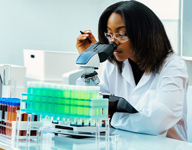 Field studies and internships give biology majors practical experience applying science to real-world challenges.