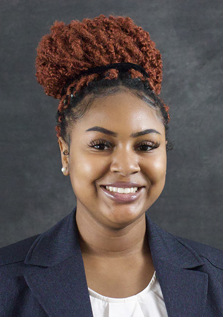 Raven Hayes Headshot