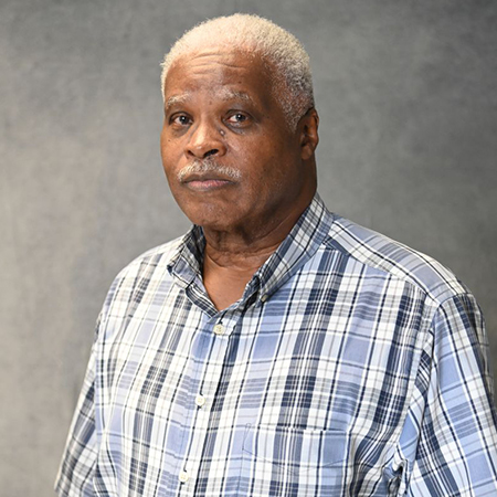 Headshot of Carl L. Bennett, Jr.