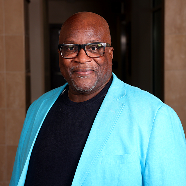 Wells, Luther Headshot